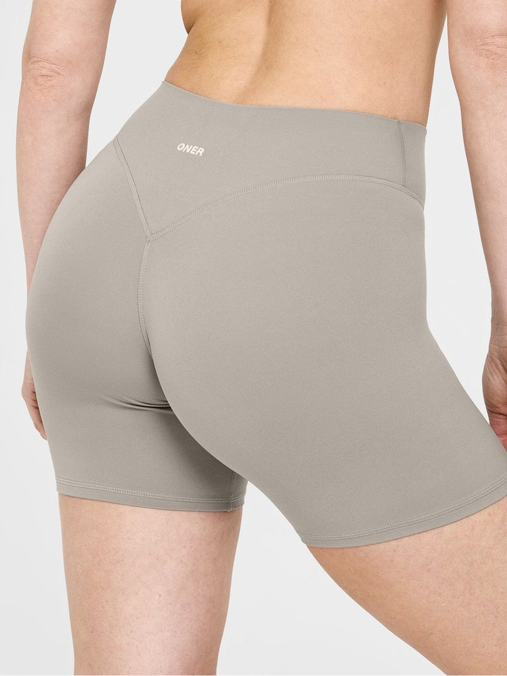 ONER ACTIVE SOFTMOTION™ SHORTS 6" WITH WHITE LOGO